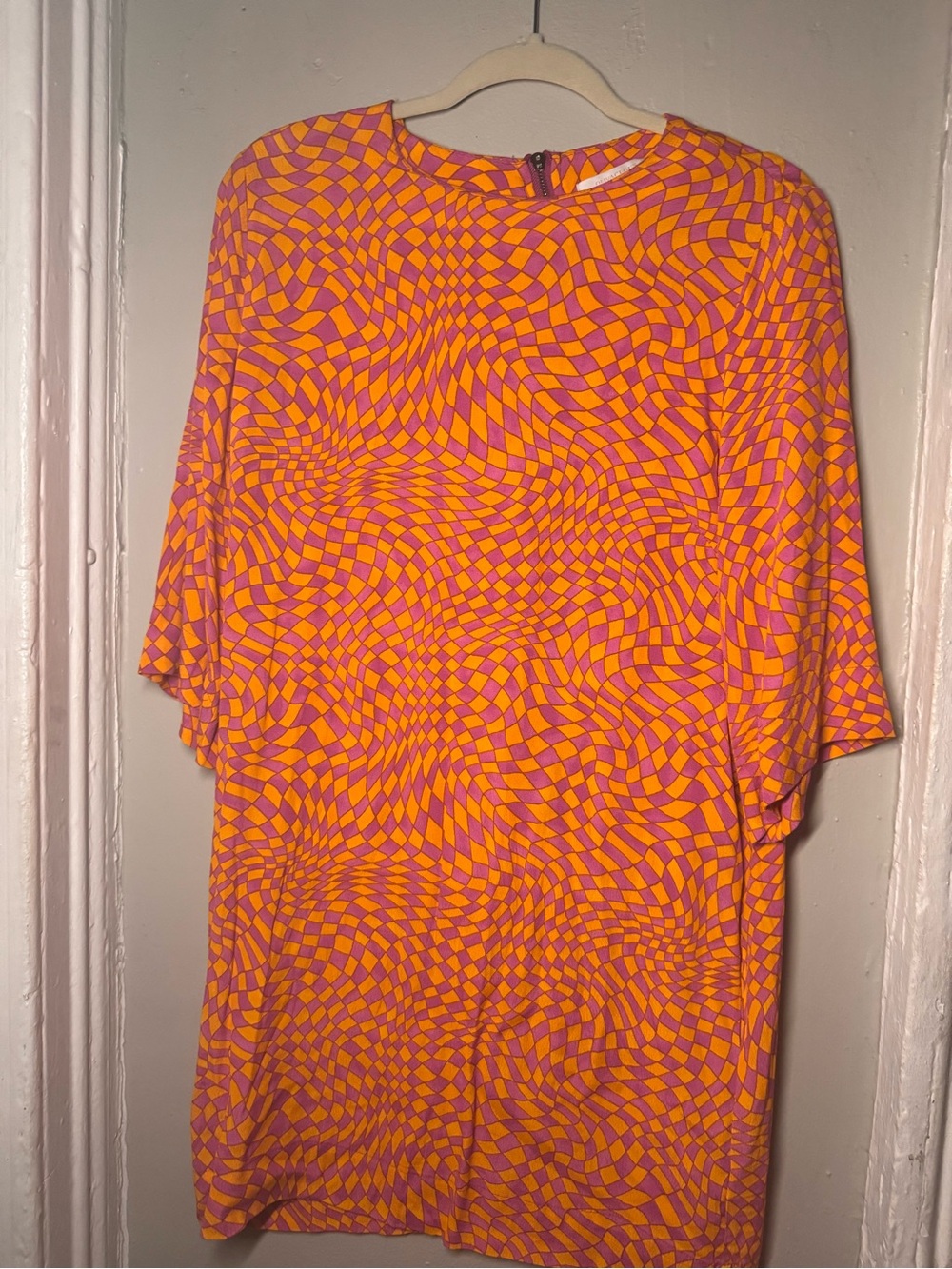 Olivaceous Pink Orange Geometric Shift Dress NWT Pockets Sz M